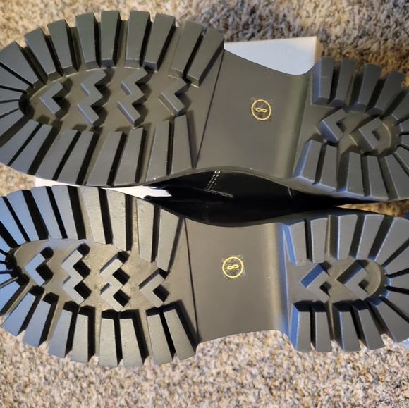 Loafers - Picture 5 of 7